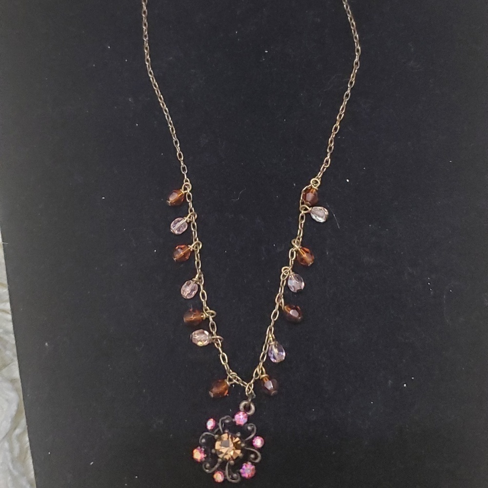 Crystal Glam Necklace 🌴